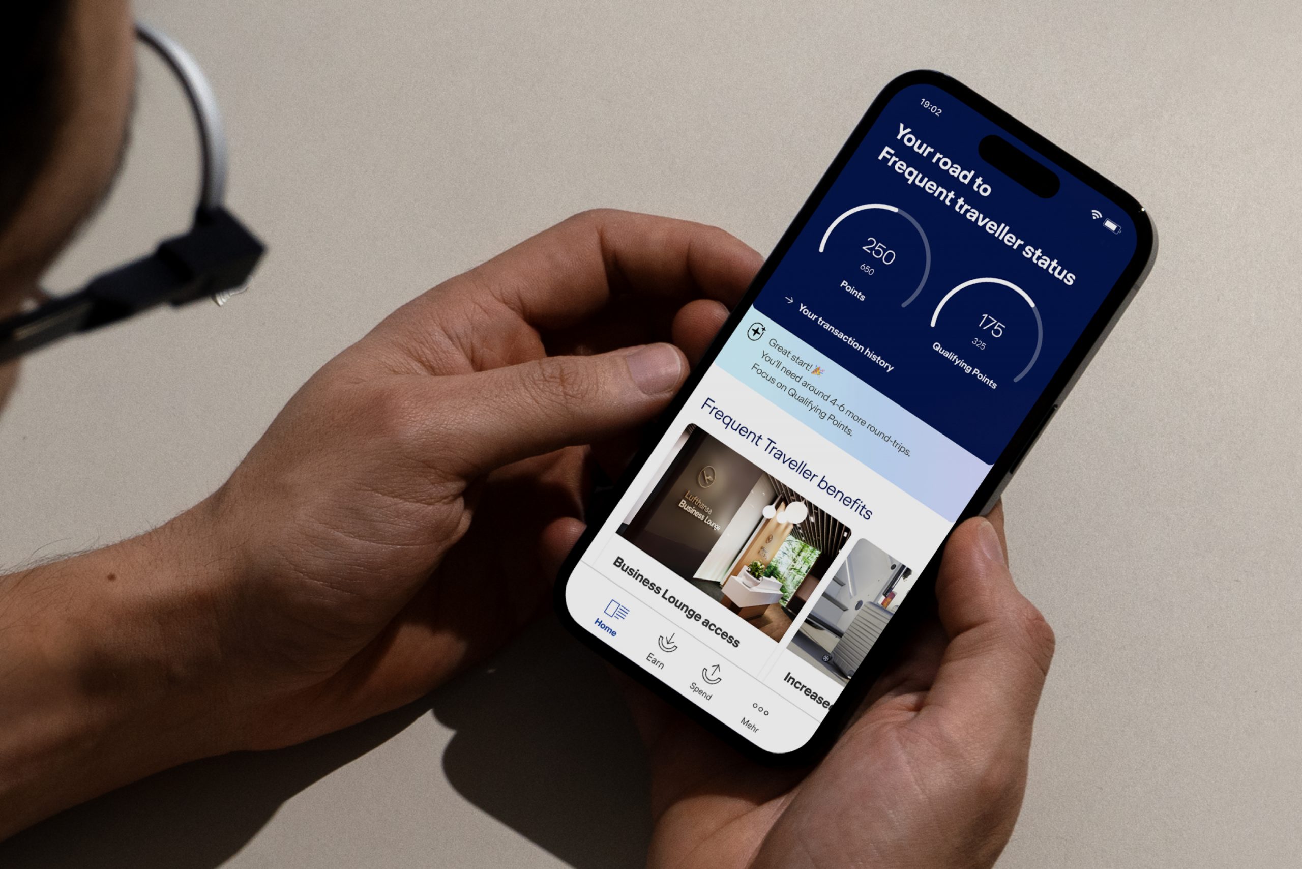 guy_holding_phone